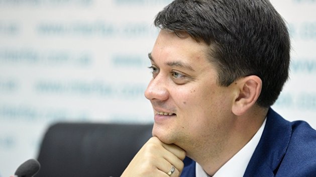 Разумков отказался поддерживать санкции СНБО против контрабандистов