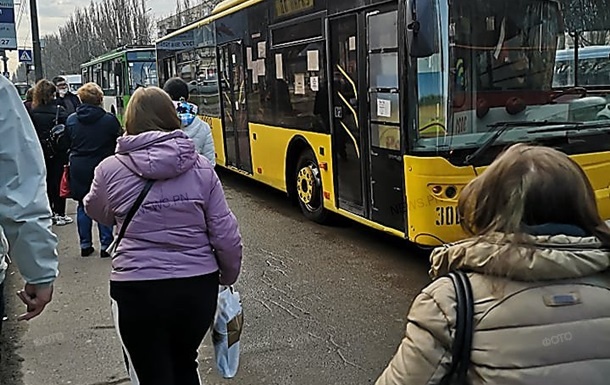 В Николаеве из-за локдауна наблюдается транспортный коллапс