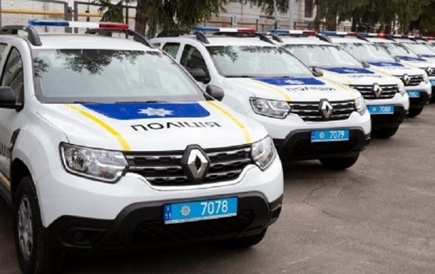 Нацполиция приобрела по 565 тыс. грн сотню автомобилей Renault Duster