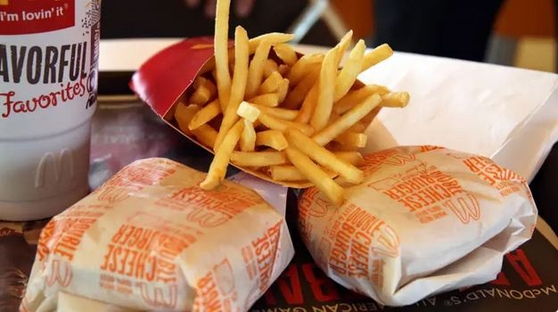 Как из McDonald's домой донести хрустящую картошку фри: экс-работник поделился приемом