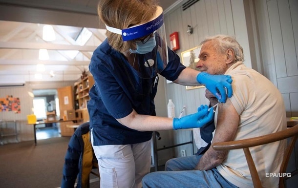 Около 150 шведов потребовали компенсацию из-за проблем со здоровьем после вакцинации