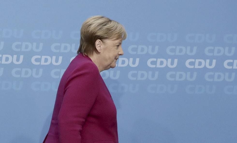 В Германии 11 апреля из двух кандидатов выберут приемника Меркель