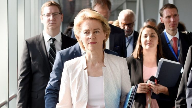 Глава Еврокомиссии отказала Зеленскому и угодала в жуткий скандал: отвертеться не получилось