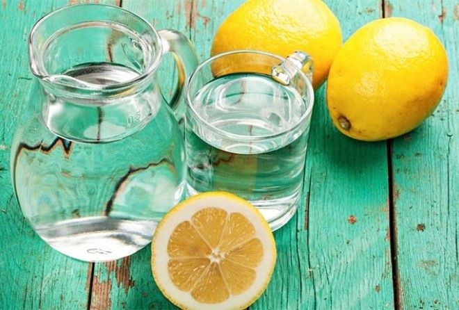 Как отреагирует тело, если ежедневно пить воду с лимоном