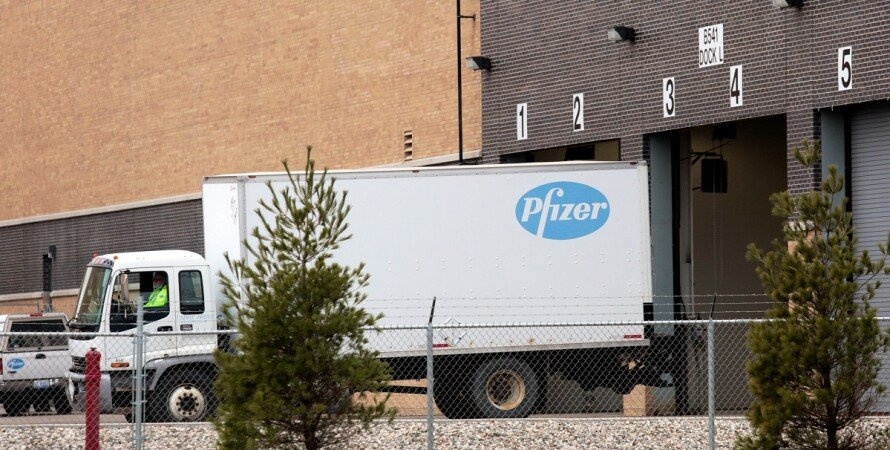 Степанов: Pfizer не будет проходить лабораторный контроль в Украине