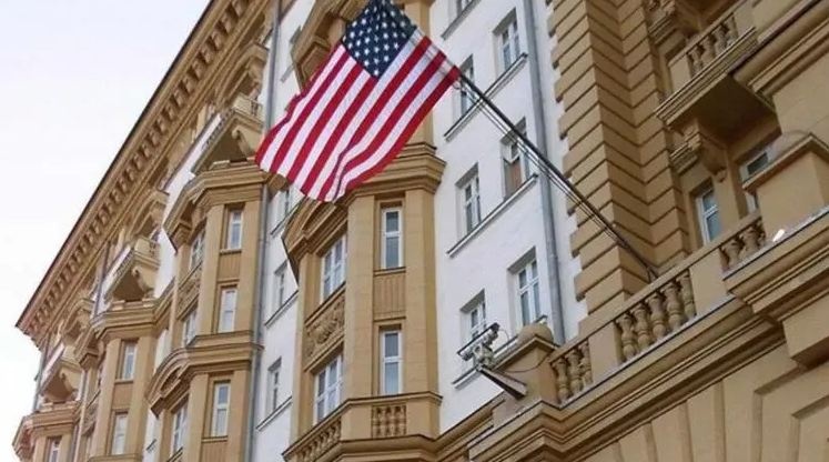Россия объявила 10 дипломатов США персонами нон грата, обязаны уехать уже сегодня