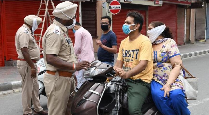 В Индии заявили о «коронавирусном шторме»