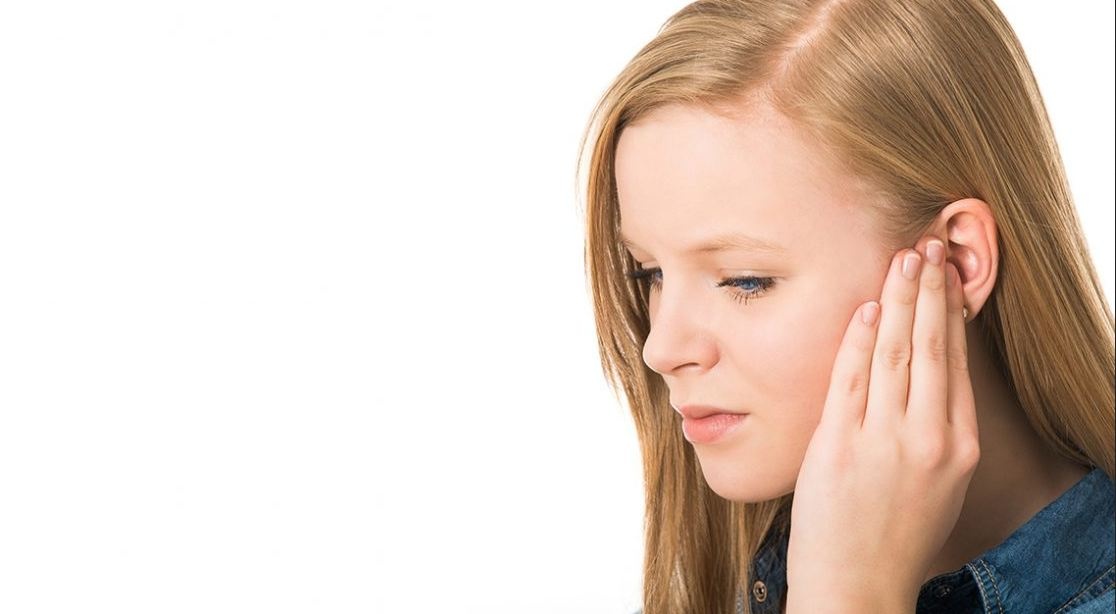 Звон в ушах: о чем предупреждает симптом