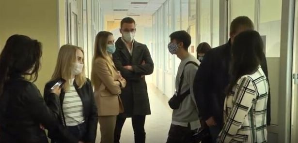 "Боимся!" В Одессе студенты выступили против очного обучения