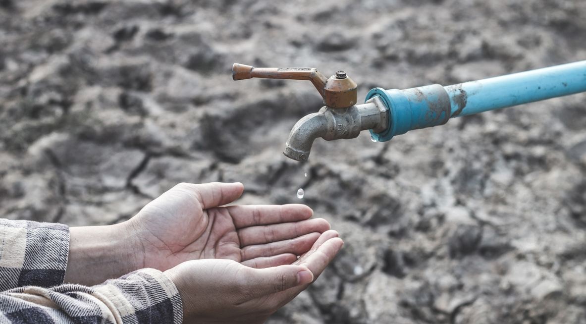Воды нет и не будет: в Крыму высохли все водохранилища