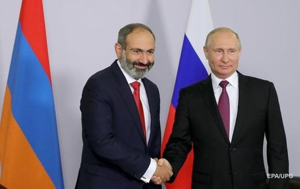 Пашинян доложил Путину о вторжении Азербайджана
