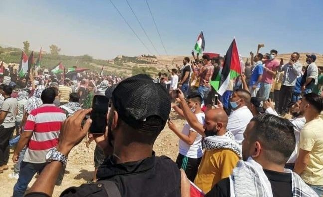 Тысячи иорданцев требуют открыть границу с Палестиной