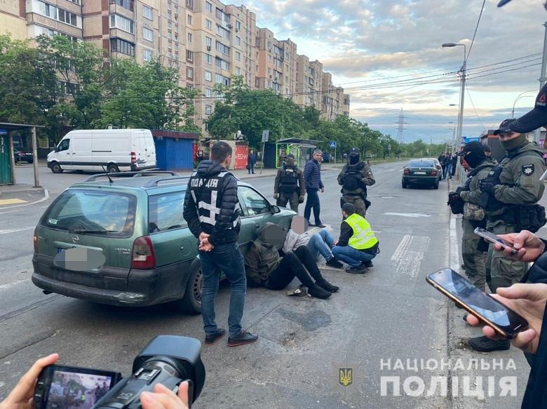 В Киеве полиция нашла грабителей, которые похищали банкоматы
