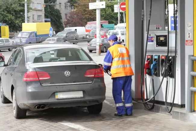 Рынок топлива: отменит ли правительство госрегулирование цен