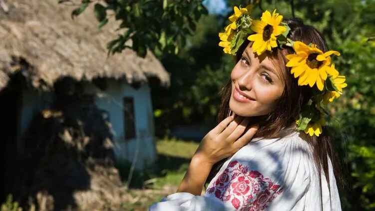 В Украине сегодня празднуют День вышиванки