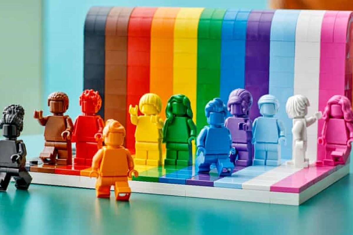 Lego будет выпускать наборы игрушек ЛГБТ