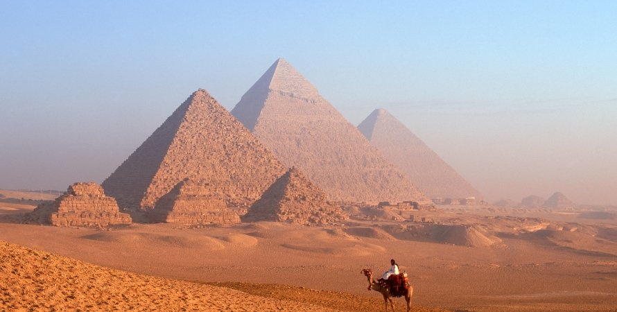 Не инопланетяне: ученые узнали, кто строил египетские пирамиды