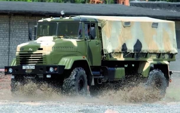 Названа сумма контракта АвтоКрАЗа на поставку грузовиков для армии США