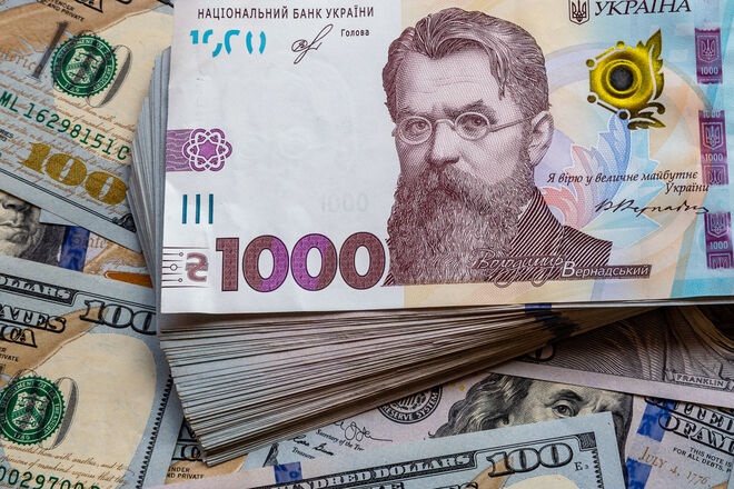 Курс доллара в Украине: как долго будет укрепляться гривна