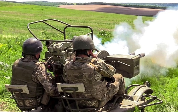 Подразделения сепаратистов несколько раз обстреляли позиции ВСУ на Донбассе