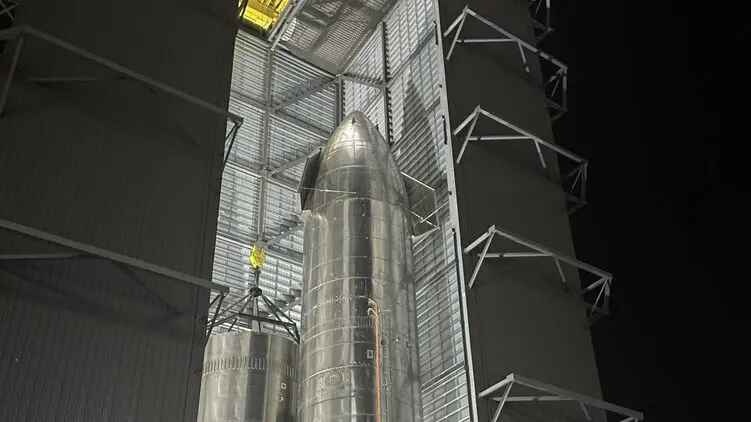 Илон Маск впервые опубликовал фото нового космического корабля Starship SN16