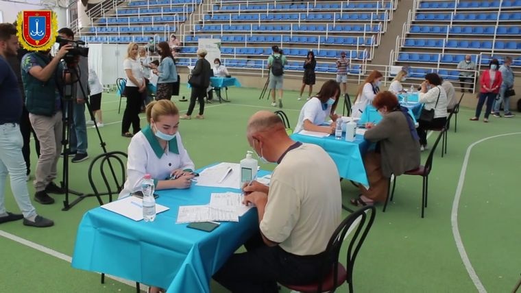 На выходных в Украине заработают более 50 центров вакцинации от Covid-19