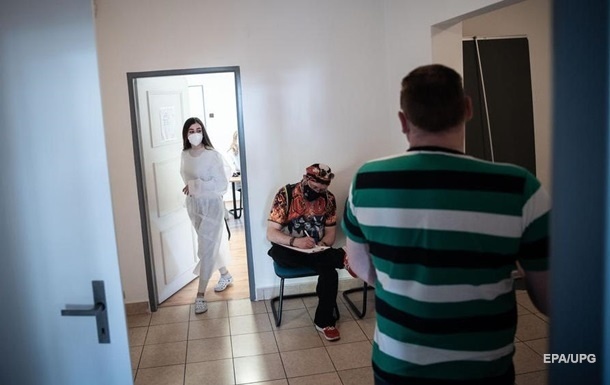 Украинцы столкнулись с проблемой получения международных свидетельств о вакцинации