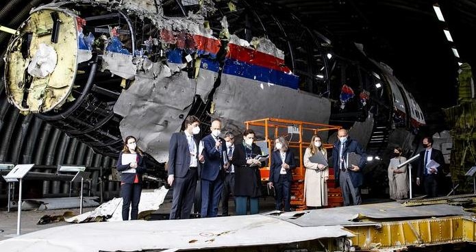 Трагедия рейса MH17: прокуратура Нидерландов доказала, что украинский истребитель не мог сбить лайнер