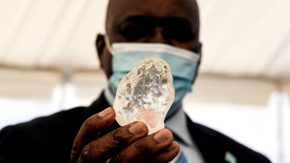 В Африке нашли третий по величине алмаз в мире