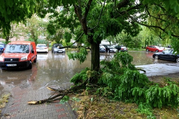 Города подтоплены: Польшу накрыл мощный ураган