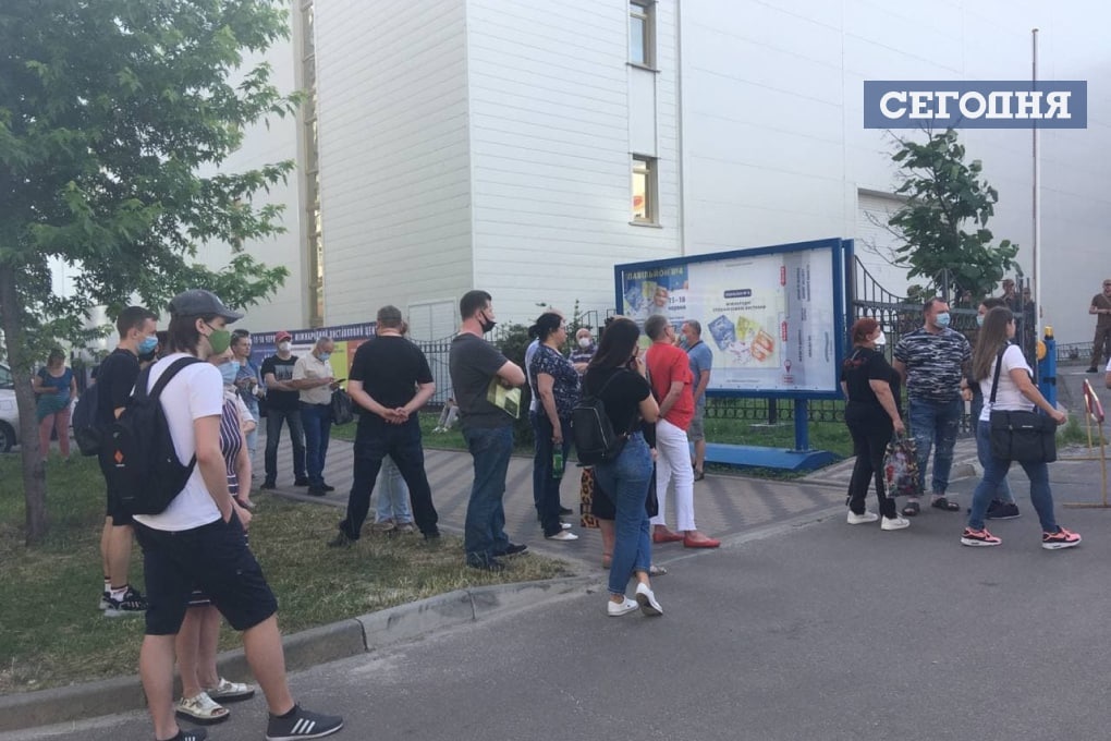 Прививка против COVID-19: в Киеве изменили график работы центра вакцинации