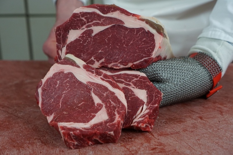 Стоимость мяса в Украине изменится: озвучены новые цены
