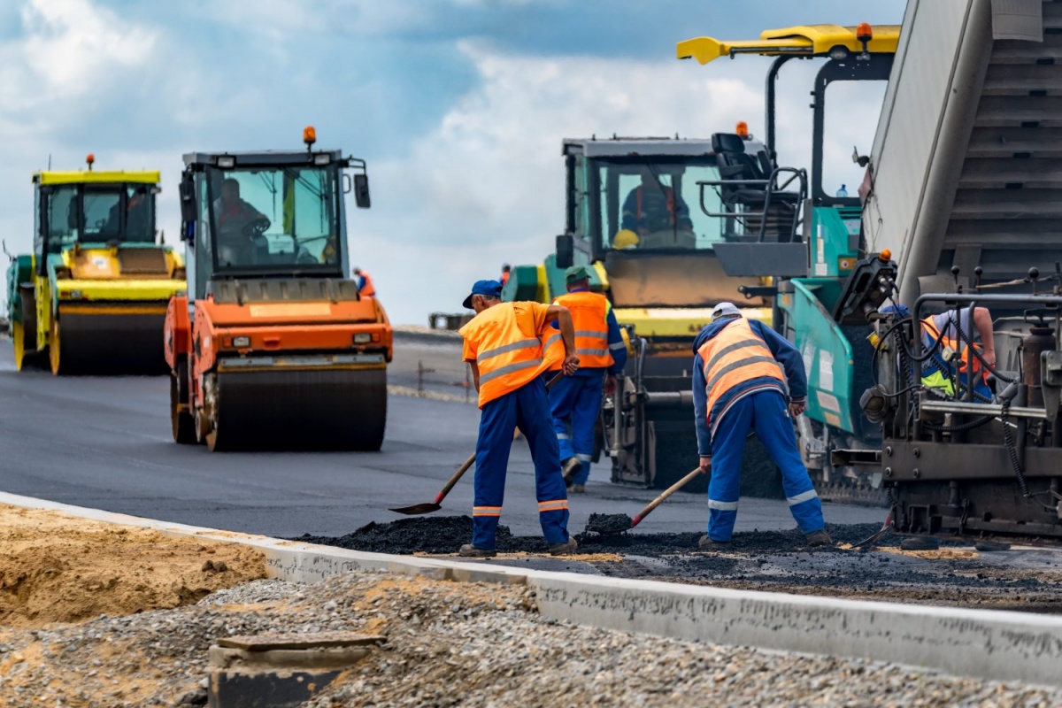 Как «тендерные короли» набивают карманы на строительстве дорог в Днепропетровской области