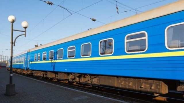 "Укрзализныця" возобновляет железнодорожное сообщение со Словакией