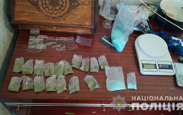 В Харькове 22-летний военнослужащий торговал наркотиками