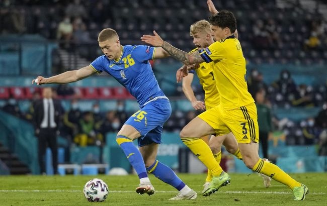 Это по ТВ не показали: неожиданное видео с матча Украина - Швеция