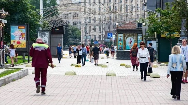 Сегодня над Украиной будут бороться циклон и антициклон