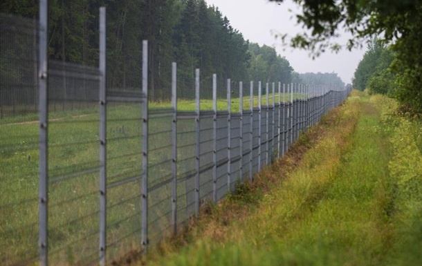 В Литве приступили к строительству забора на границе с Беларусью