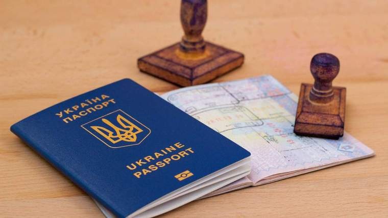 Работа за границей для украинцев: список стран и вакансий