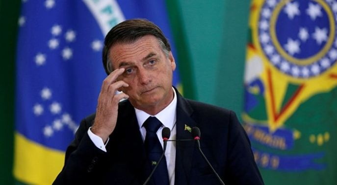 10 дней икоты подряд: президент Бразилии попал в госпиталь