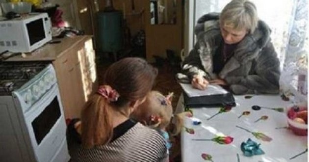 Придут в дом к каждому: как в Украине проверят получателей субсидий и пособий