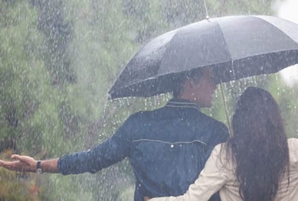 На смену жаре придут дожди и грозы: прогноз погоды на выходные