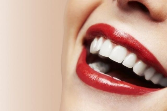 Ученые выяснили, какие продукты больше всего портят зубы