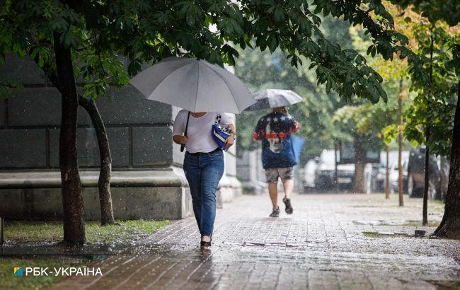 Пройдут значительные дожди: синоптики объявили штормовое предупреждение