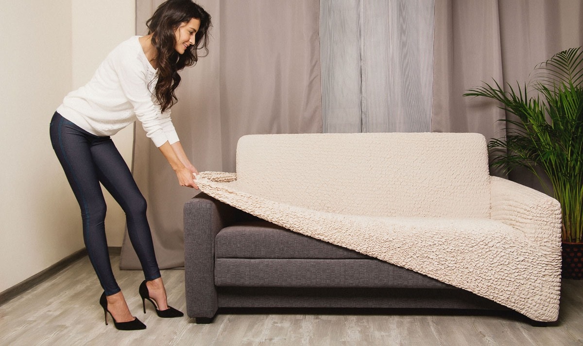 Как застелить угловой диван: обзор способов и виды накидок