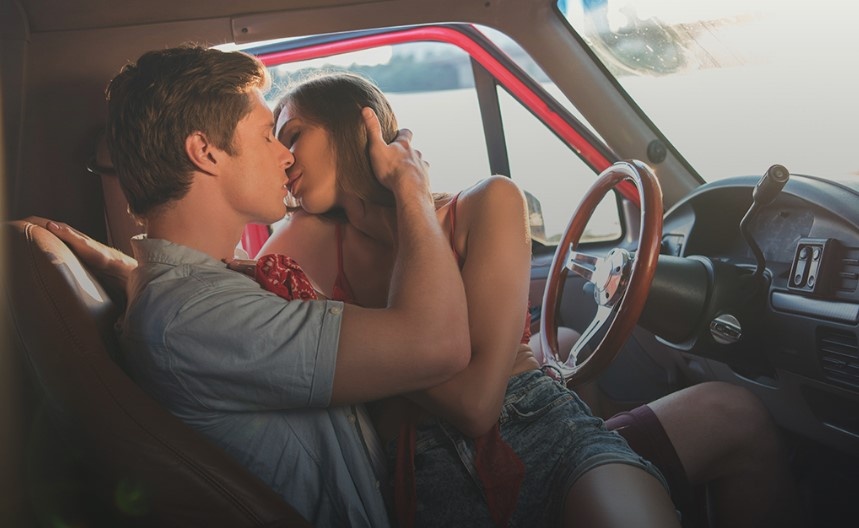 Только для взрослых: как правильно заниматься интимом в авто
