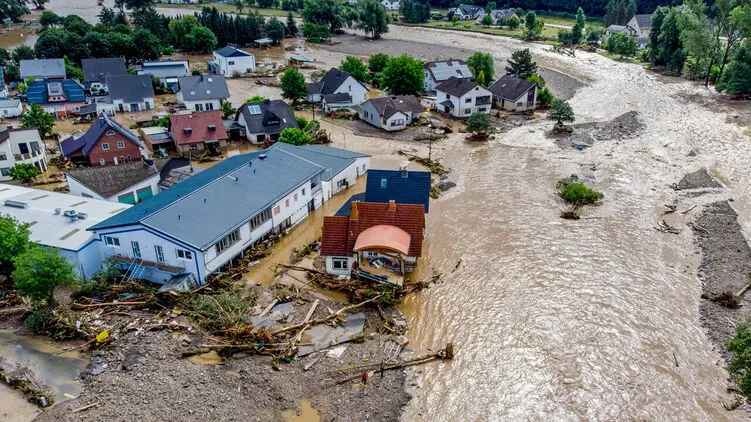 Наводнения, жара, смерчи, засуха: почему участились природные катаклизмы