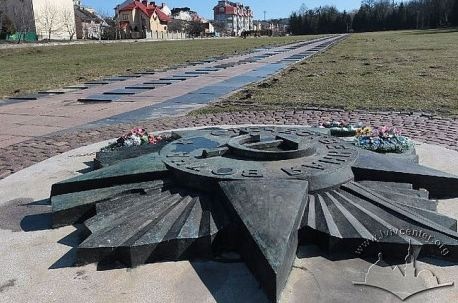Во Львове решили демонтировать копию ордена Второй мировой войны