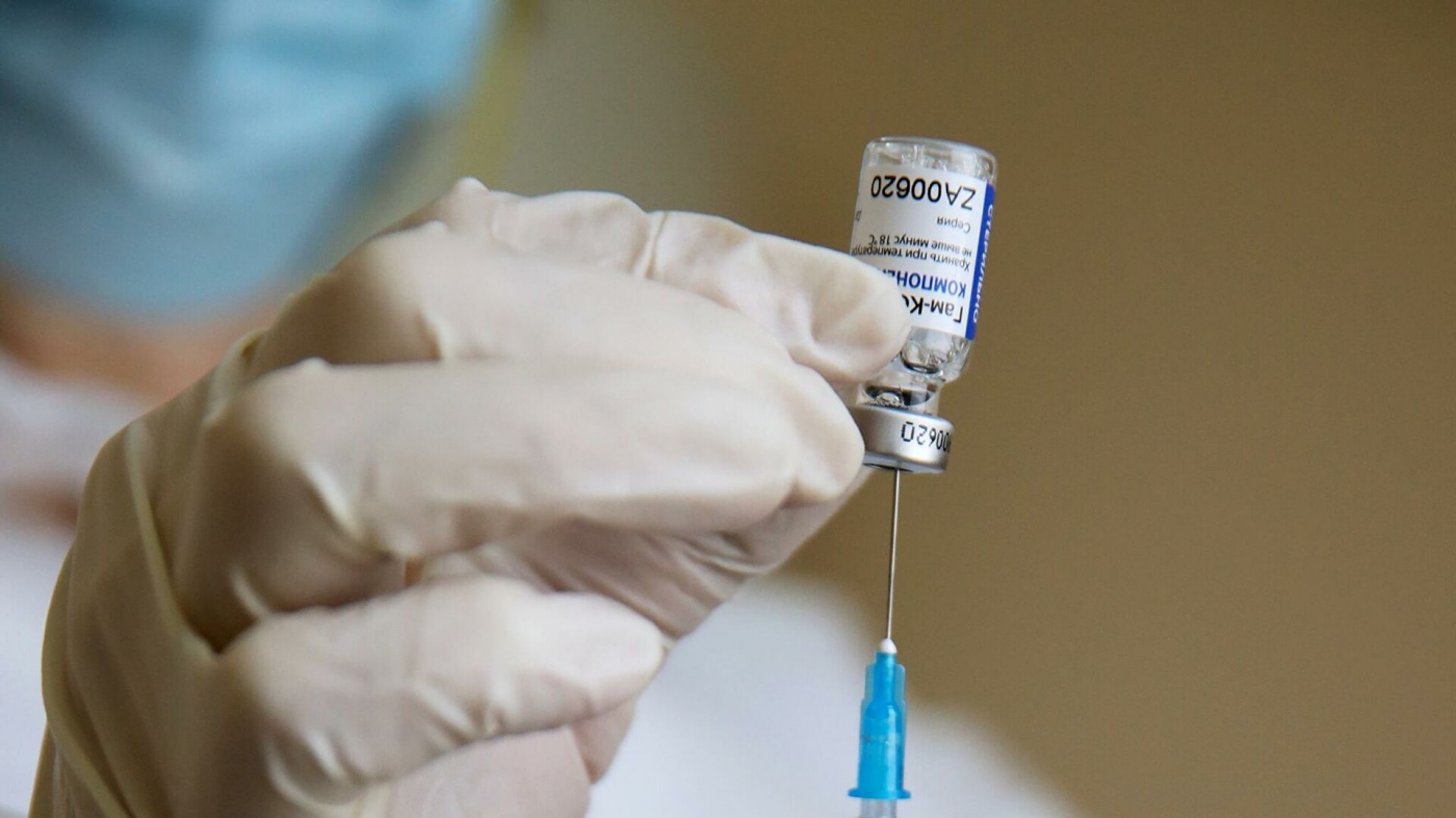 В Украине заговорили о вакцинации против COVID-19 третьей дозой