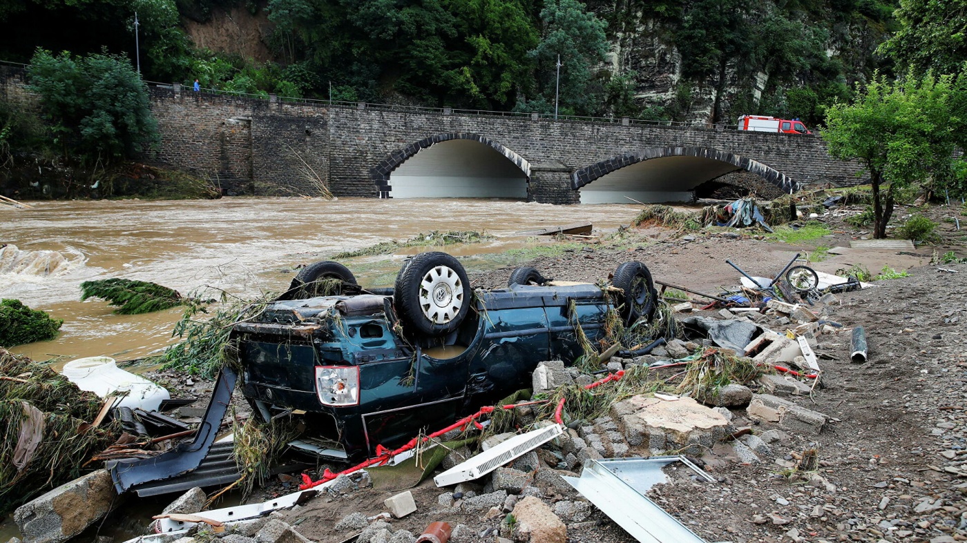 Число жертв наводнений в Германии достигло 19 человек